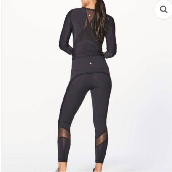 Lululemon Fresh In Mesh Tight Size 4 Black Active - Picture 1 of 9